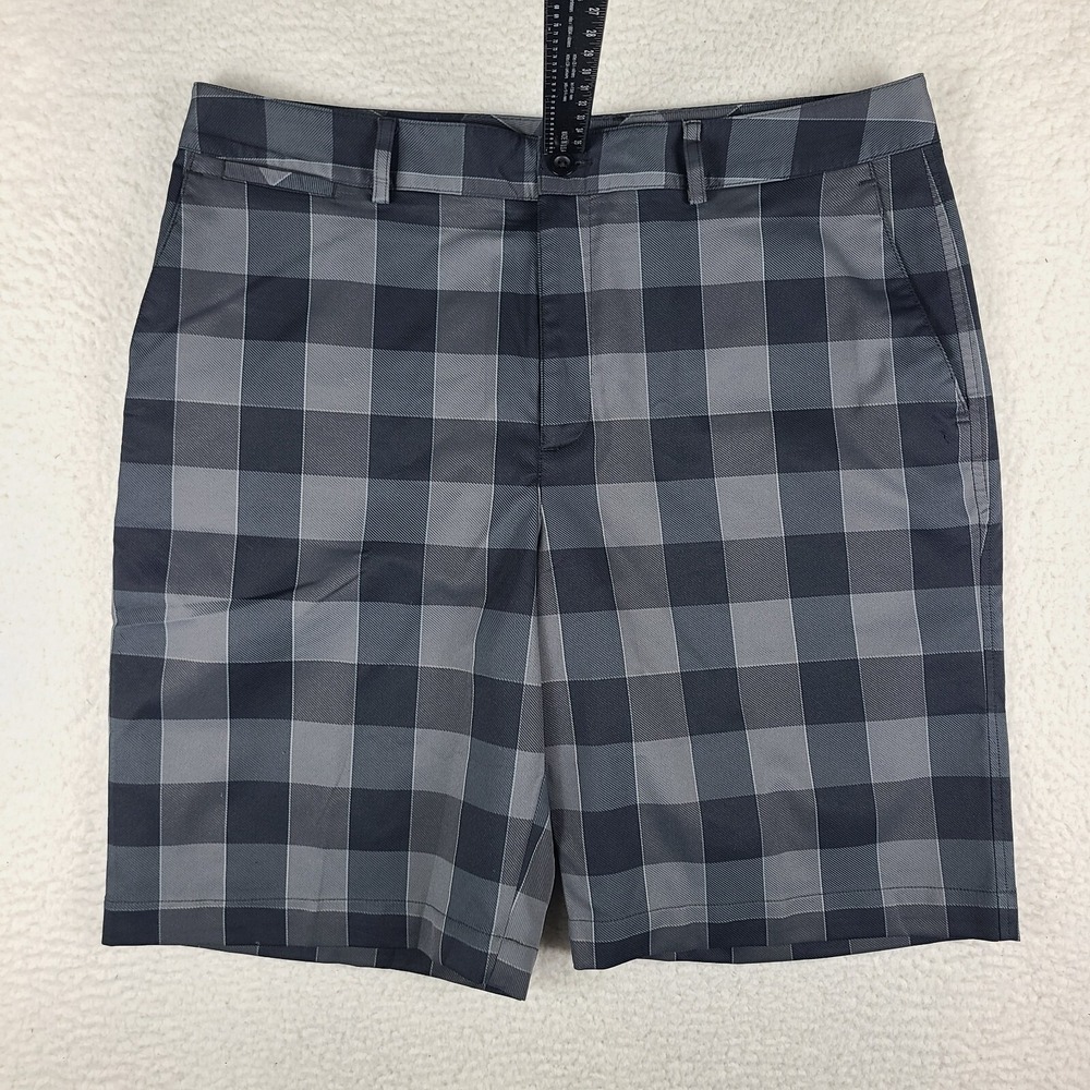 Under Armour Shorts Mens 36 Black Gray Buffalo Plaid 10" Performance Golf Chino